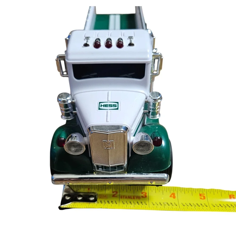Hess Flatbed Truck 2022 with Led Lights & Sounds Toy Truck Vehicle Collectible - Picture 8 of 8